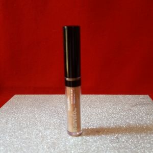 Marvelous Moxie rule breaker lip gloss
